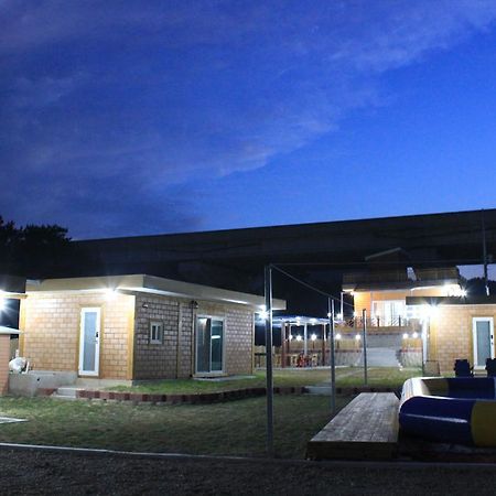 Tobang Red Clay Pension Pohang Exterior photo